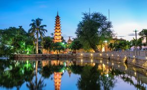 oitsa-encantos-vietnam-pagoda-tran-quoc-hanoi-vietnam