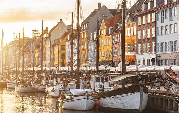 oitsa-descubra-fiordos-nyhavn-copenhague-dinamarca