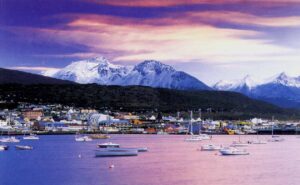 TIERRA DEL FUEGO & GLACIARES 2026 – 2027